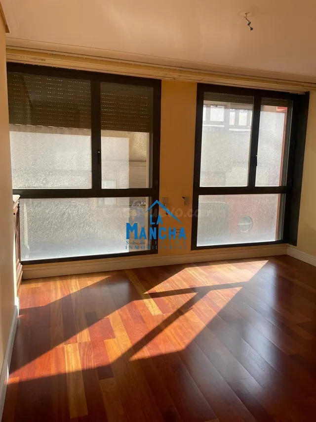 INMOBILIARIA LA MANCHA VENDE PISO EN PLENO ALTOZANO. - foto 2