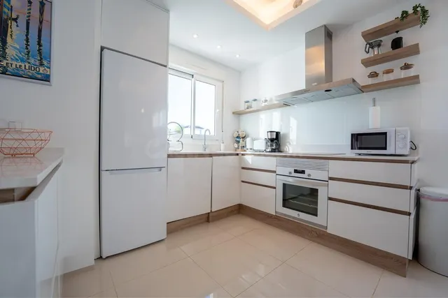 Apartamento 2 hab, 2 baños y solarium — 8