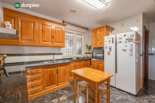 Complejo industrial con vivienda en Alhendín con 2500 metros cuadrados — 20