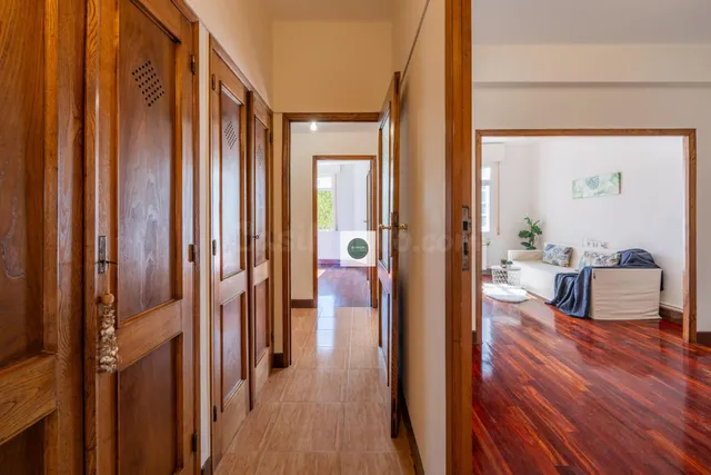 Alegre piso con encanto, muy luminoso y a un paso del mar en - foto 3