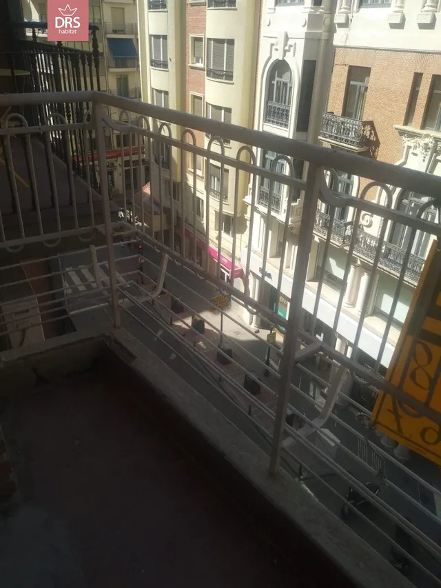 PISO EN PLENO CENTRO, CL MARTINEZ VILLENA AL LADO DEL ALTOZANO — 8