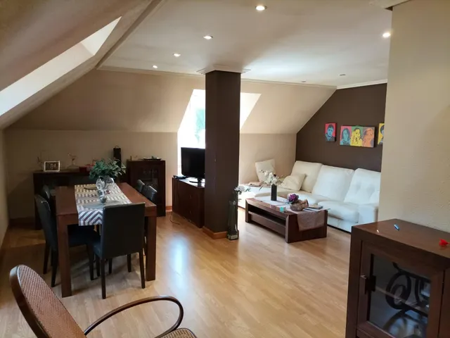 MONCASA VENDE ATICO EN GUARDO — 42