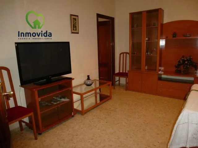 Amplio Piso en Ciudad Jardín, Córdoba - Ideal para Entrar a  - foto 2