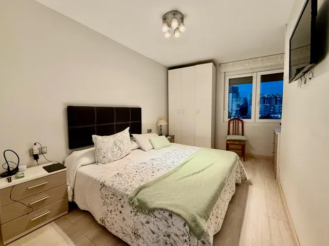 Apartamento en exclusiva de 2 dormitorios con piscina y vistas al parque de l'aigüera  en Benidorm — 10