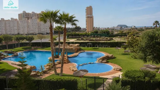 UN BALCÓN AL MEDITERRÁNEO EN LA PLANTA 17 — 3