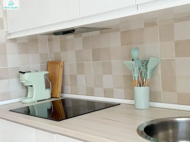 Apartamento 3 habitaciones 92m² en alquiler - 1a linea — 47
