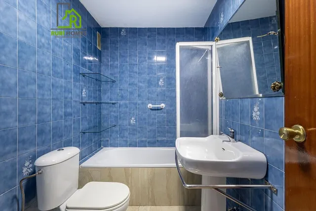Espacio, luz y comodidad en una vivienda con grandes posibilidades en zona Alcampo — 21