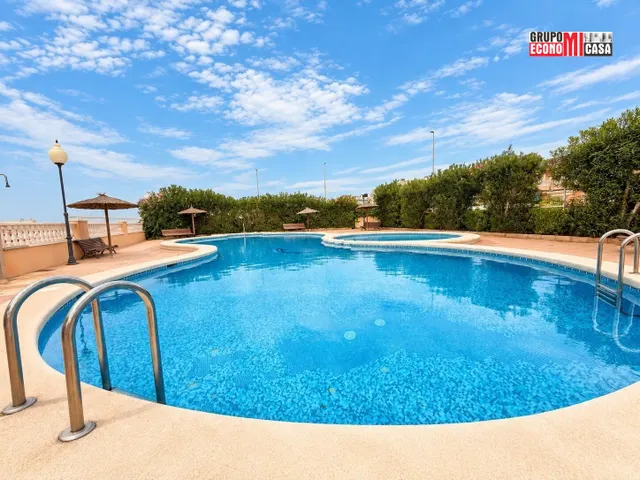 Chalet adosado de 2 dormitorios con terraza, piscina y sol de tarde en Gran Alacant — 36