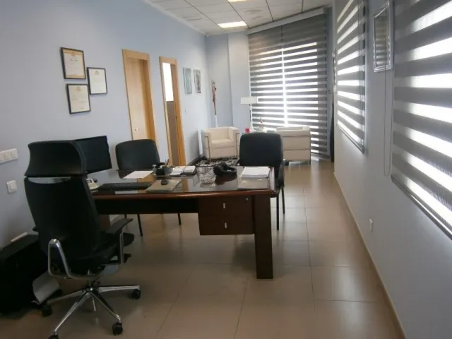 LOCAL COMERCIAL — 2