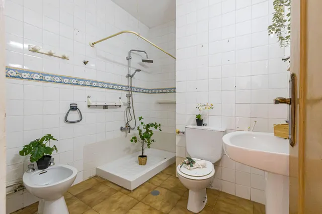 Piso para reformar con garaje junto a La Condomina — 21