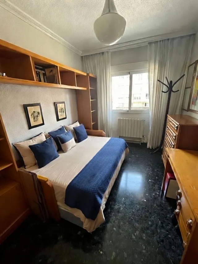 Piso amueblado de 4 dormitorios en Ronda de Levante. — 9