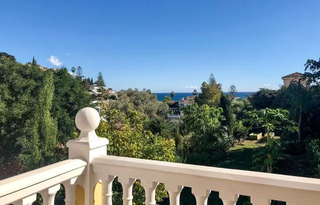 Villa reformada en zona baja de Torremuelle, Benalmádena — 24