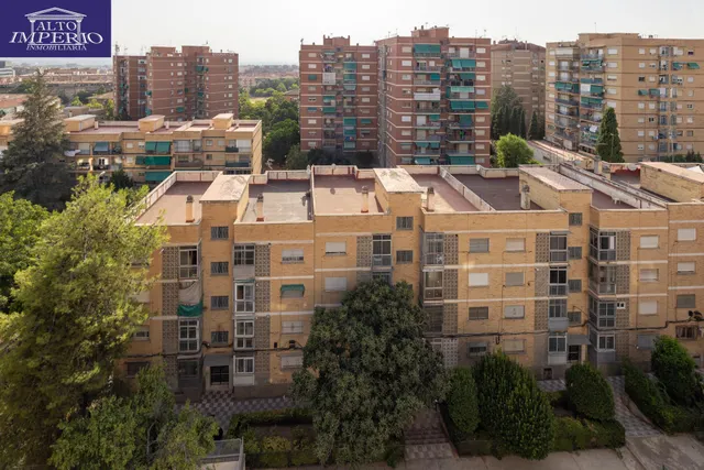 Precioso piso en Luz Casanova de Granada — 34