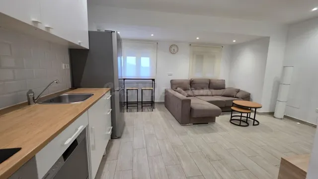 SE ALQUILA APARTAMENTO EN LAS TORRES DE COTILLAS - foto 4