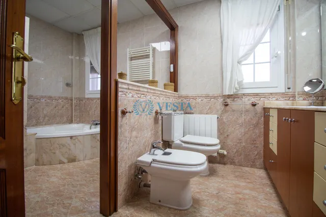 CASA INDEPENDIENTE DE 4 habitaciones — 31