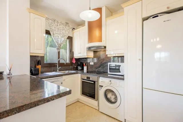 Apartamento de 2 dormitorios en Villamartín — 6