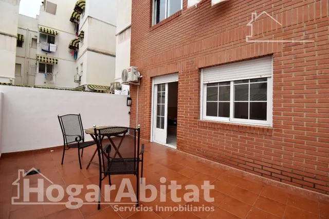 Bonito, luminoso y reformado con gran terraza, balcón y ascensor, cerca del centro — 15