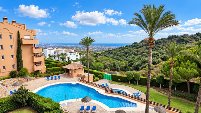Piso con vistas al mar y terraza en Urbanización El Vicario, La Mairena (Ojén) — 26
