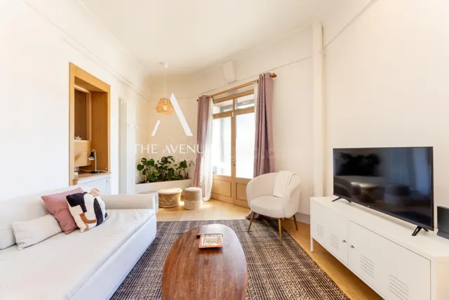 Piso reformado y con licencia turística a la venta en Argüel - foto 4