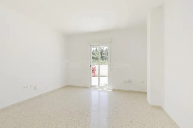 CASA ADOSADA VPO EN ALQUIFE – AMPLITUD, TRANQUILIDAD Y UNA G - foto 3