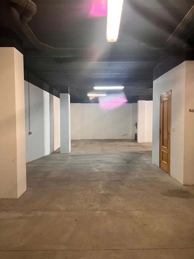 LOCAL COMERCIAL MUY AMPLIO CERCANO AL METRO — 5