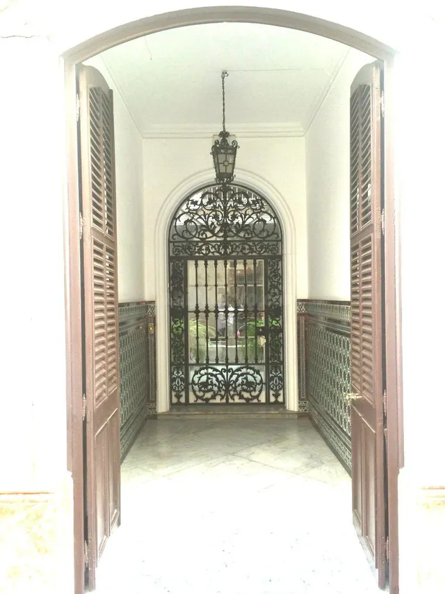 Casa Palacio en pleno centro de Tarifa - foto 4