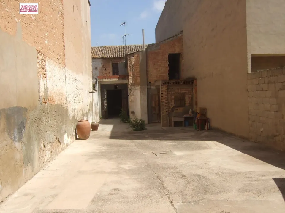 CASA EN VENTA EN LA CALLE VALENCIA DE BENIFAIO
