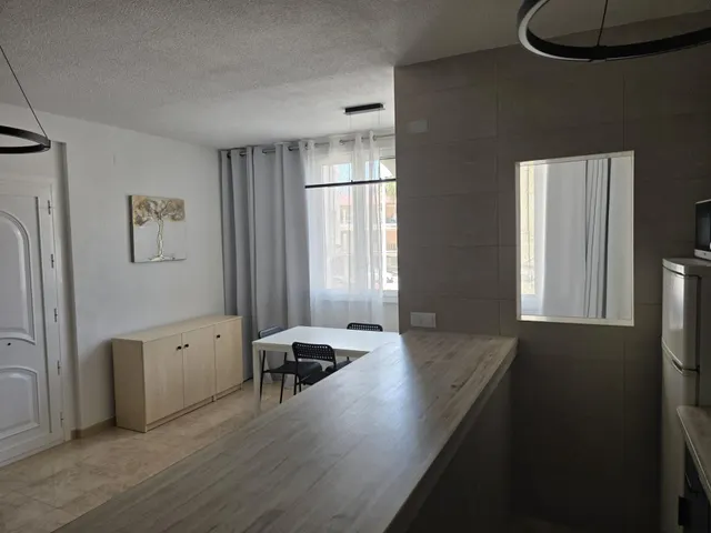 Apartamento a 100 m. playa reformado y amueblado — 15