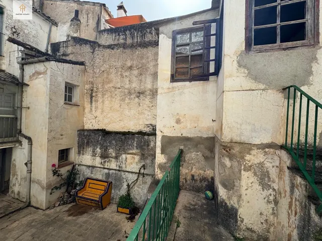 Amplio Edificio para reformar en el Corazón de Cáceres - Opo - foto 5