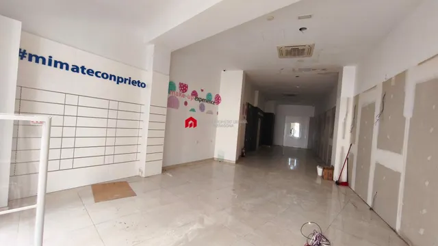 En venta local comercial en el centro de Tortosa. — 6