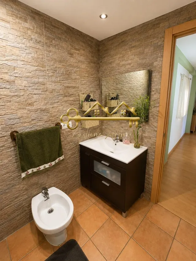 FANTASTICO PISO A LA VENTA CON ASCENSOR — 12
