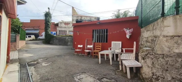 CASA PARA REFORMAR CON CUADRA, PAJAR Y DOS GARAJES EN TORRELAVEGA.- — 15