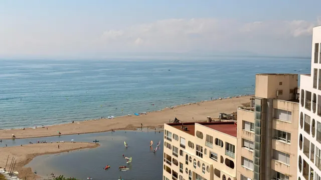 .ESTUDIO CON VISTAS AL MAR EN EMPURIABRAVA — 24