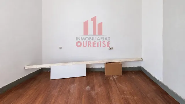 EDIFICIO PARA REFORMAR PRÓXIMO A CALLE MARCELO MACIAS — 9