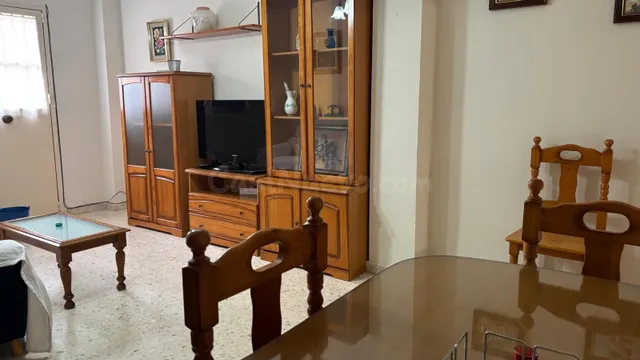 PISO DE 3 habitaciones PARA ESTUDIANTES EN JARDINES DE HÉRCU - foto 4