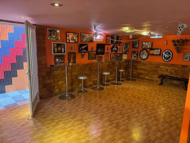 Chalet pareado en la alcaina | 4 dormitorios, jardín, garaje y sótano acondicionado — 48