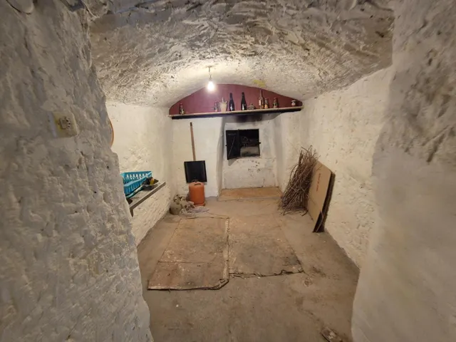 Se vende campo cueva en Petrer — 18