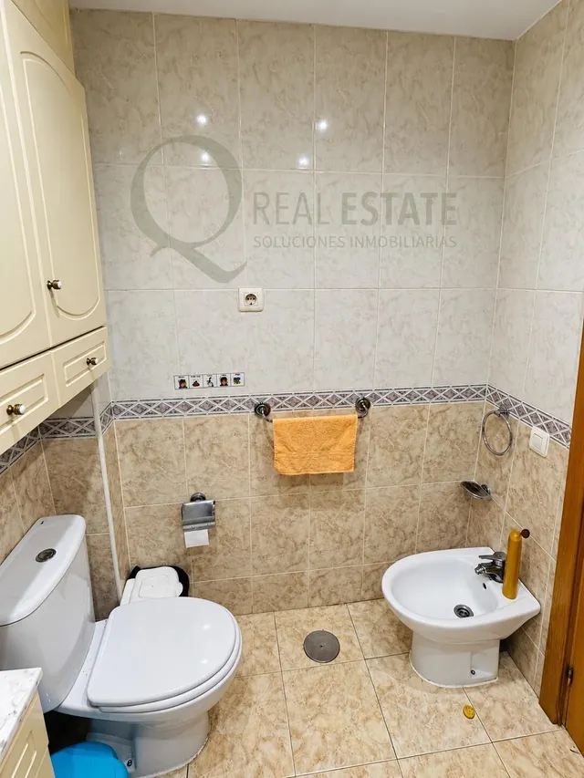 Espectacular piso en planta 27 con vistas panorámicas y ubicación privilegiada — 15
