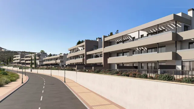 Exclusivo dúplex en planta baja con terraza, sótano y garaje en Casares Golf, Casares. Málaga — 12