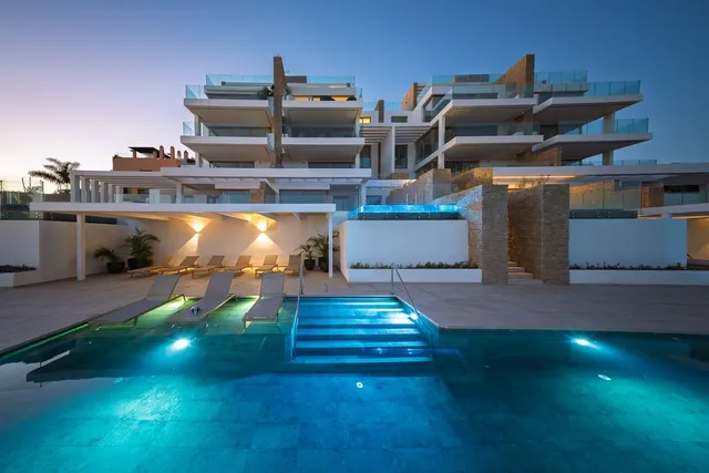 Luxury Ground-Floor Apartment with Private Infinity Pool & Sea Views near Calanova Golf — 6