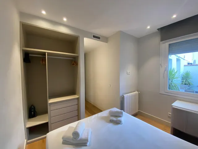 Elegante Piso en Venta en Gaztambide, Madrid — 27