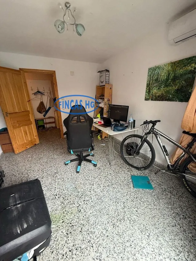 Amplio y luminoso piso reformado ubicado en el barrio de Carolinas junto a la Plaza Castellón — 20