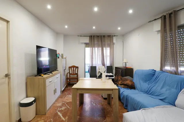 Amplio Piso de cuatro habitaciones en el corazón de Durcal — 6