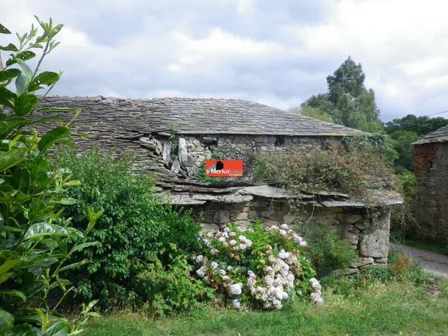 SE VENDE VIVIENDA TÍPICA GALLEGA CON PROYECTO PARA REHABILITAR EN FRIOL — 11
