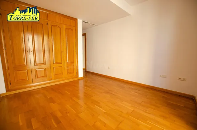 VIVIENDA EN ALQUILER JUNTO A PUERTA PURCHENA - foto 4
