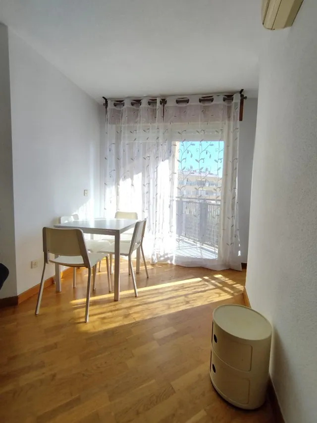APARTAMENTO JUNTO CENTRO DE OCIO ZIG ZAG — 12