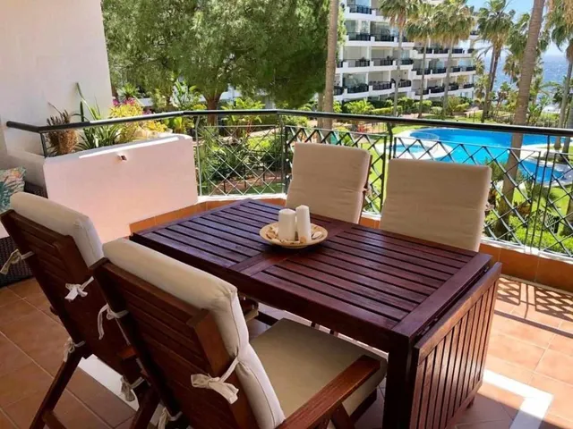 APARTAMENTO PRIMERA LINEA URBANIZACION LUJO — 5