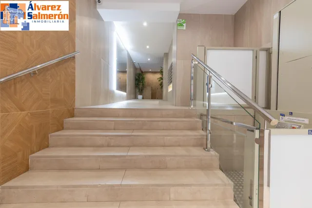 Piso con terraza y gran potencial junto a Camino de Ronda — 29