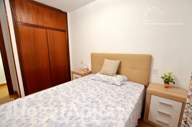 ALTO, AMPLIO Y EXTERIOR CON GARAJE Y BALCÓN, CERCA DE LA AV DE ALCOY — 27