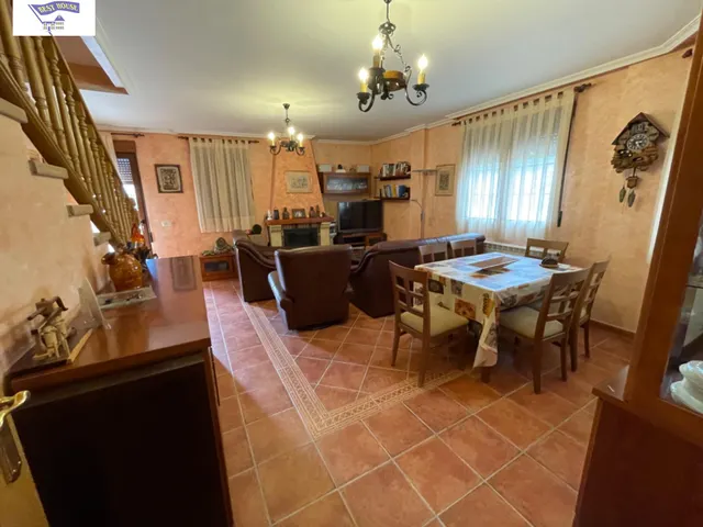 CASA EN ALCARAZ